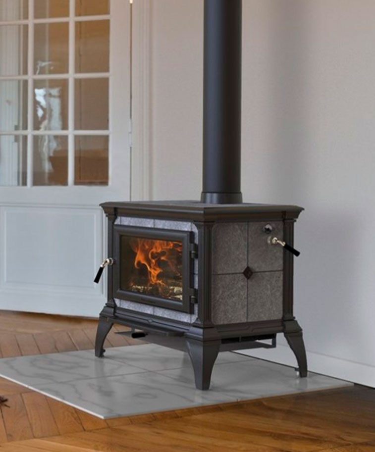 Castleton Wood Stove by HearthStone
