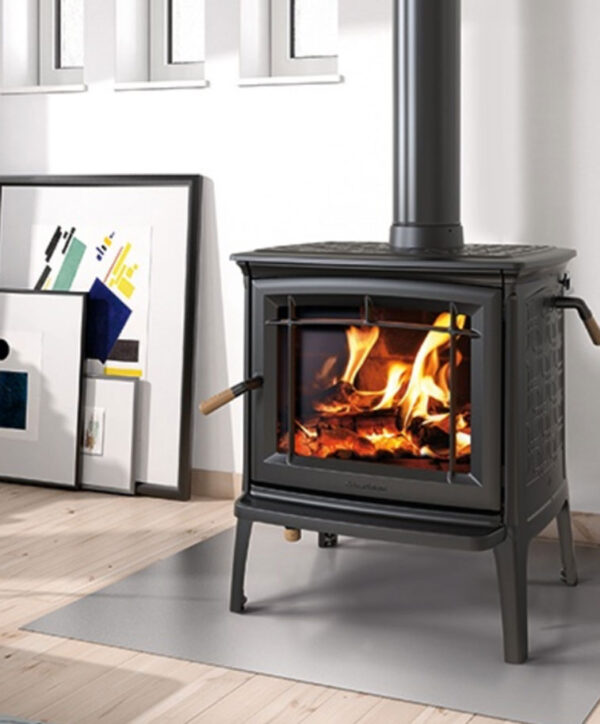 Shelburne Wood Stove by HearthStone